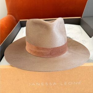 NEW! Janessa Leone Alara Wool Hat